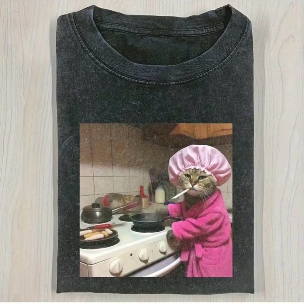 Black Graphic Tee with Pink Cat Graphic It is very black look at second photo.
